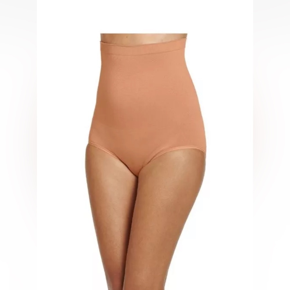 💜 JOCKEY ESSENTIALS. Seamfree 360 Slimming High Waist Brief.
